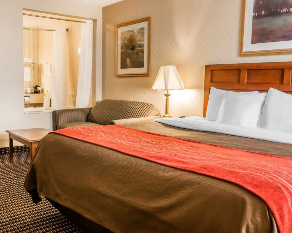Wingate by Wyndham Utica