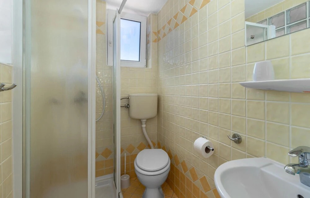 Beautiful Apartment in Crikvenica With 2 Bedrooms and Wifi