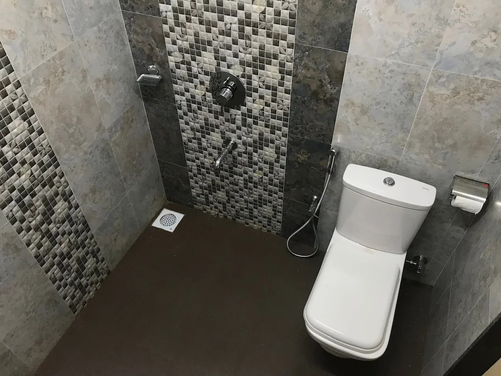 Royale Nirvana Resort