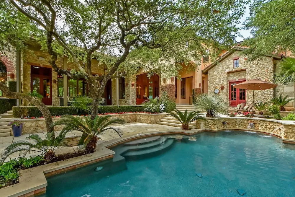 Brandon House #143476 - 5 Br Estate