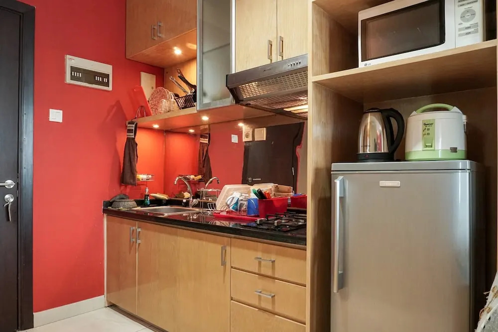 Modern 1BR Good City View Central Park Apartment By Travelio