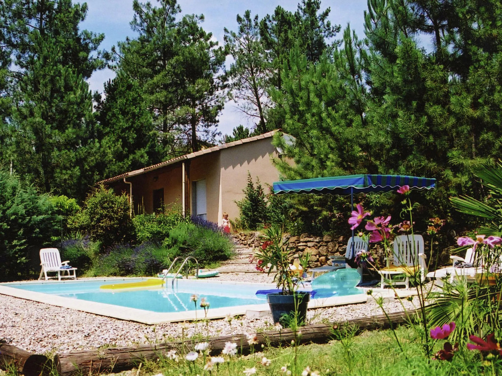 Serene Holiday Home in Les Salelles with Swimming Pool