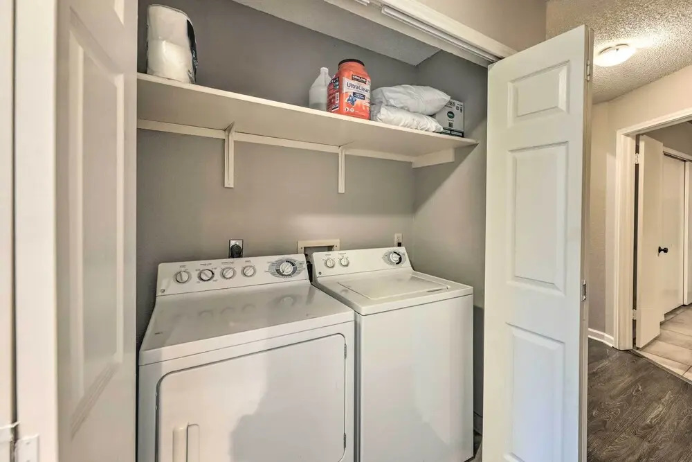 Gorgeous Austin Getaway w/ Fire Pit ~ 8 Mi to Dtwn