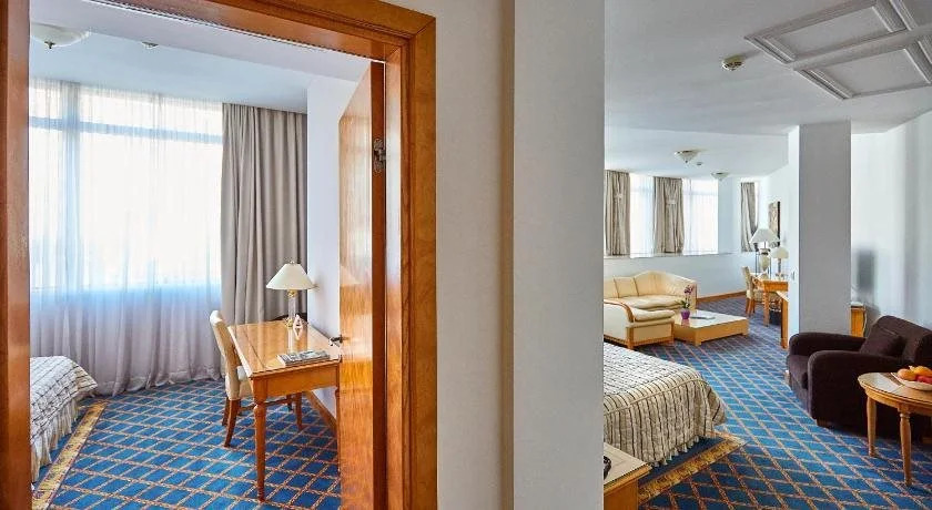 Hotel Master