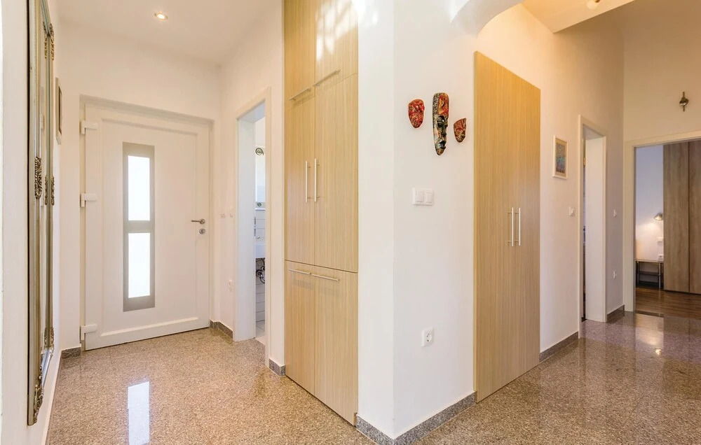 Stunning Home in Fazana With Wifi and 3 Bedrooms
