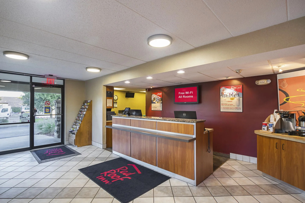 Red Roof Inn Indianapolis North - College Park
