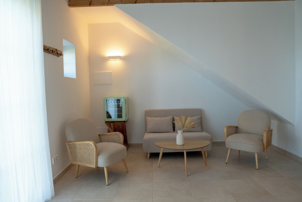 Vino Resort Son Amaret