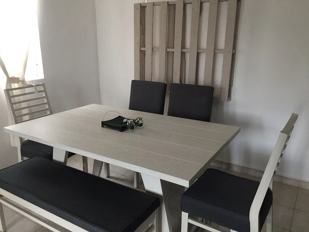 downtown apartment in fractionation with pool and air conditioners