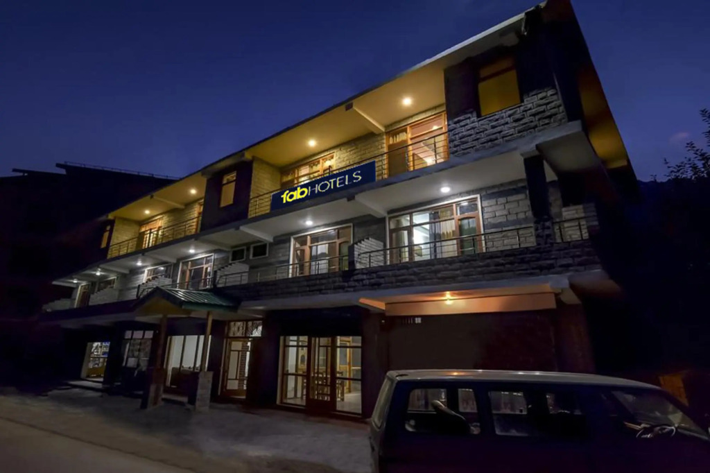 FabHotel Misty Hills