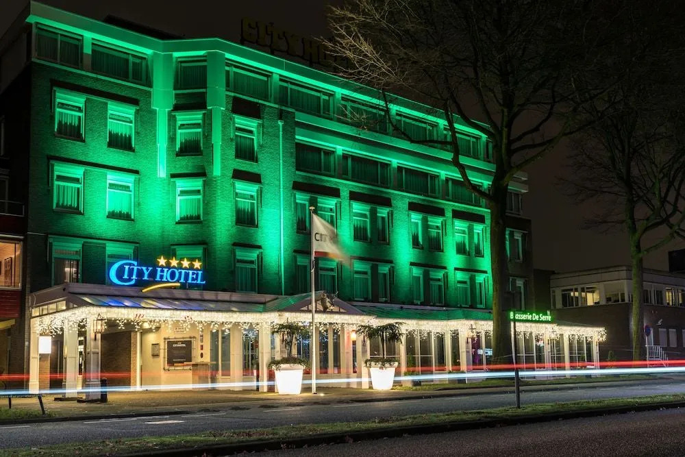 City Hotel