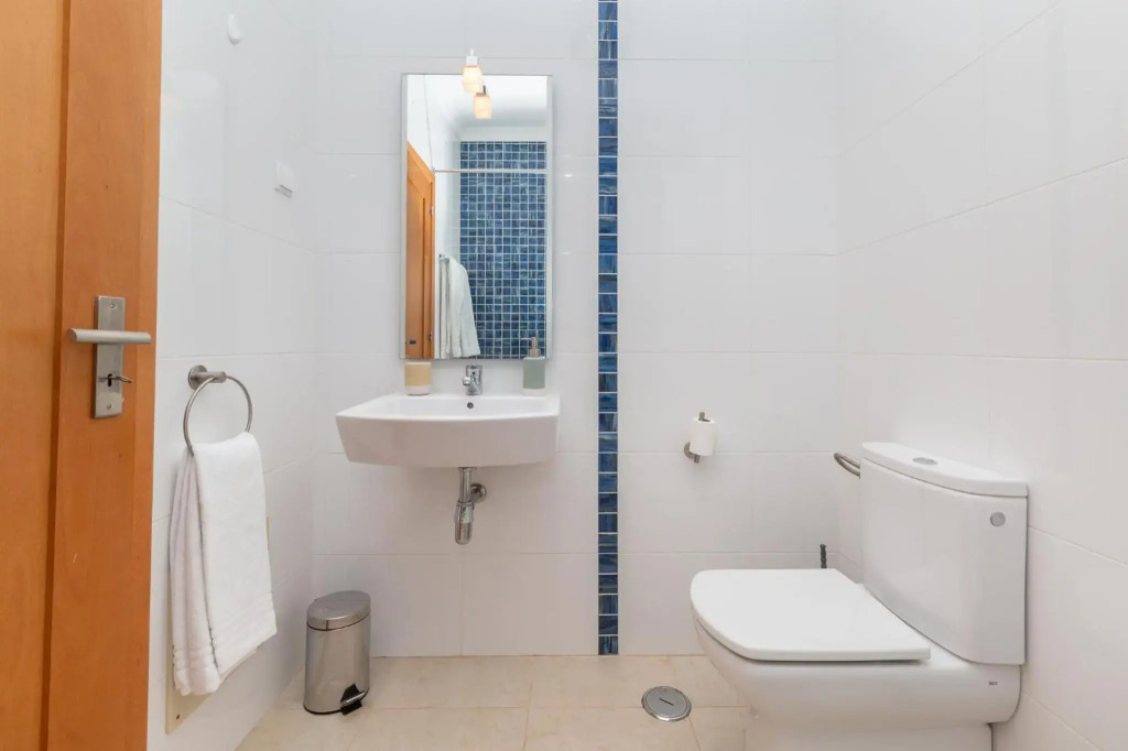 Santa Maria Apartment at Porto de Mos beach