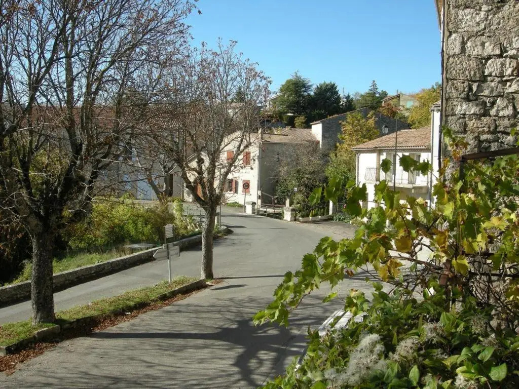 Maison accueillante à Reillanne avec jardin clos