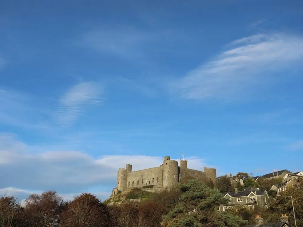 Harlech Apartments - Matholwch