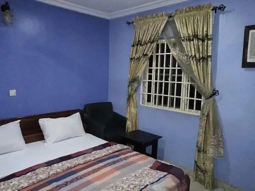 Exclusive Isno Hotel