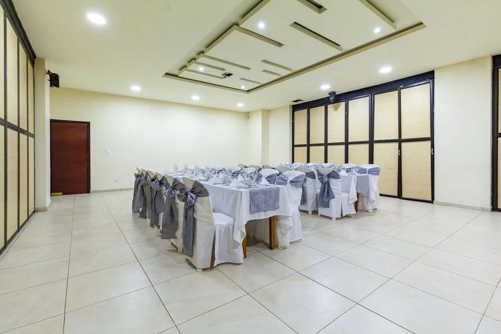 Hotel Basan Plaza