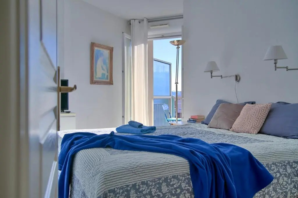 Risso - a modern one bedroom with pool