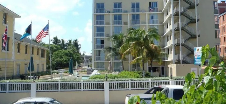 Courtyard by Marriott Nassau Downtown/Junkanoo Beach