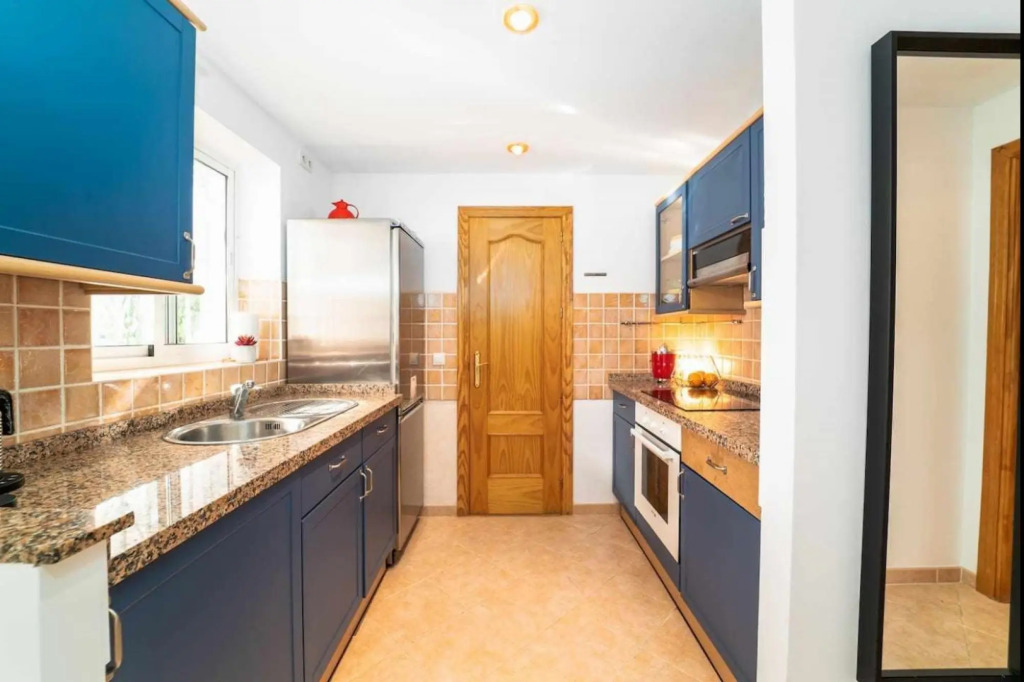 Azahara 1 3A Casa Concha great location and nice view located in the popular Aloha