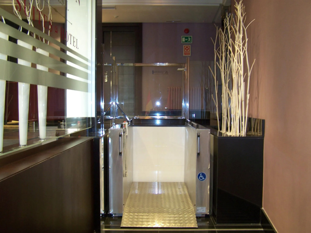 Washington Parquesol Suites & Hotel