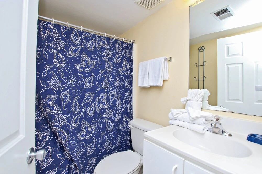 Tradewinds 901 by Youngs Suncoast