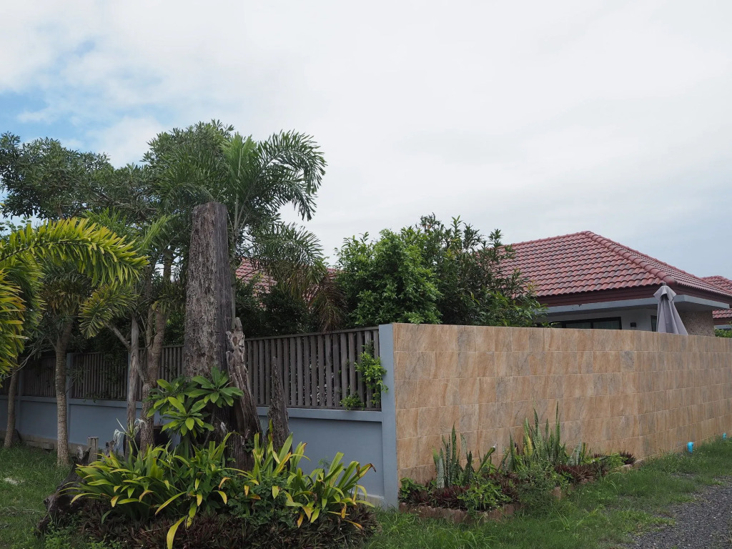 Triple Three Maikhao Villas