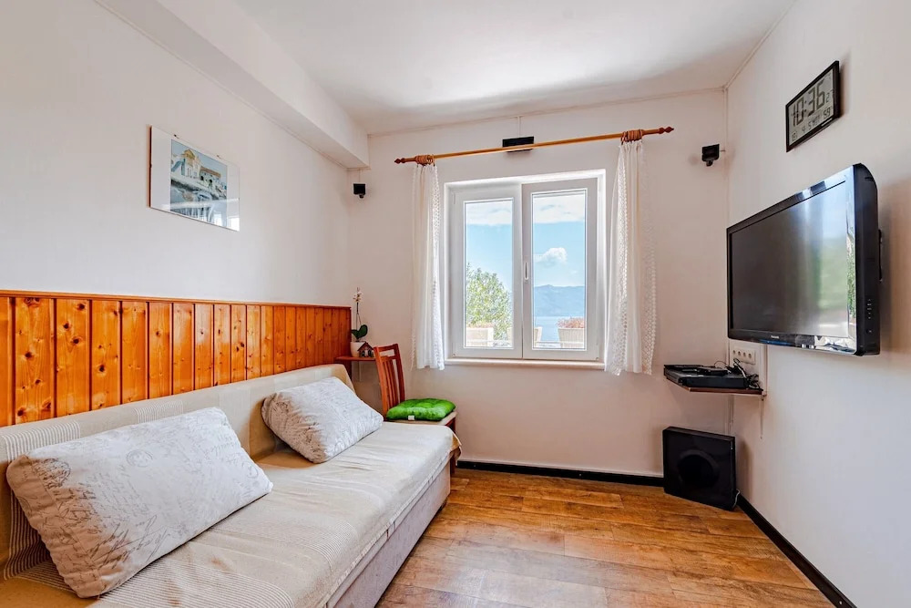 A1-apartment 50m From the Beach With the sea View