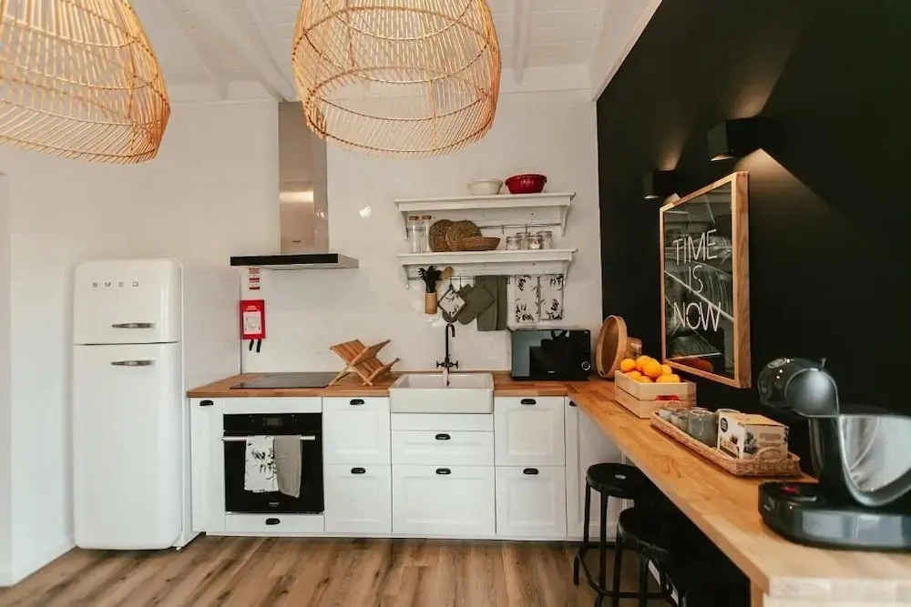 Aires Hostel