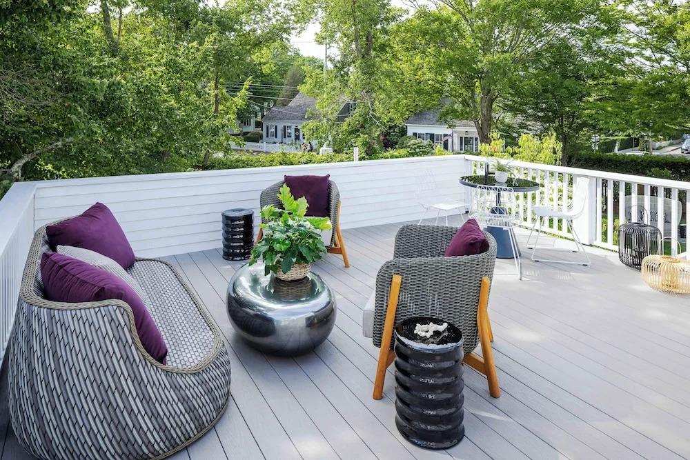 The Richard, The Edgartown Collection