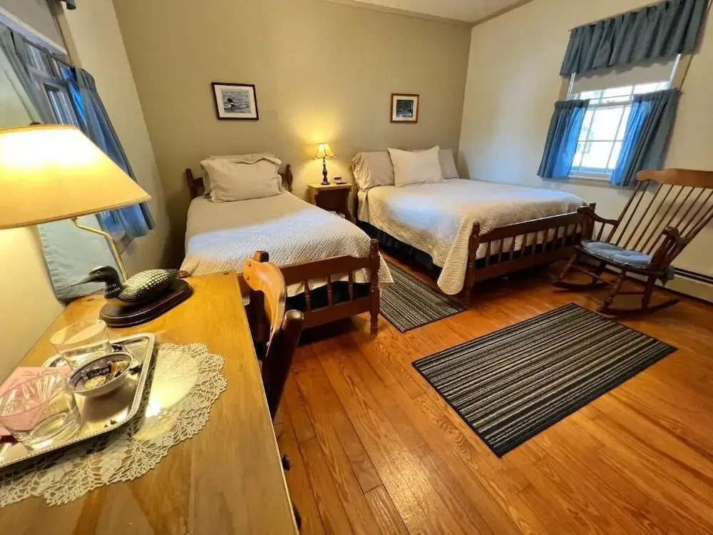 Alamoosook Lakeside Inn Orland