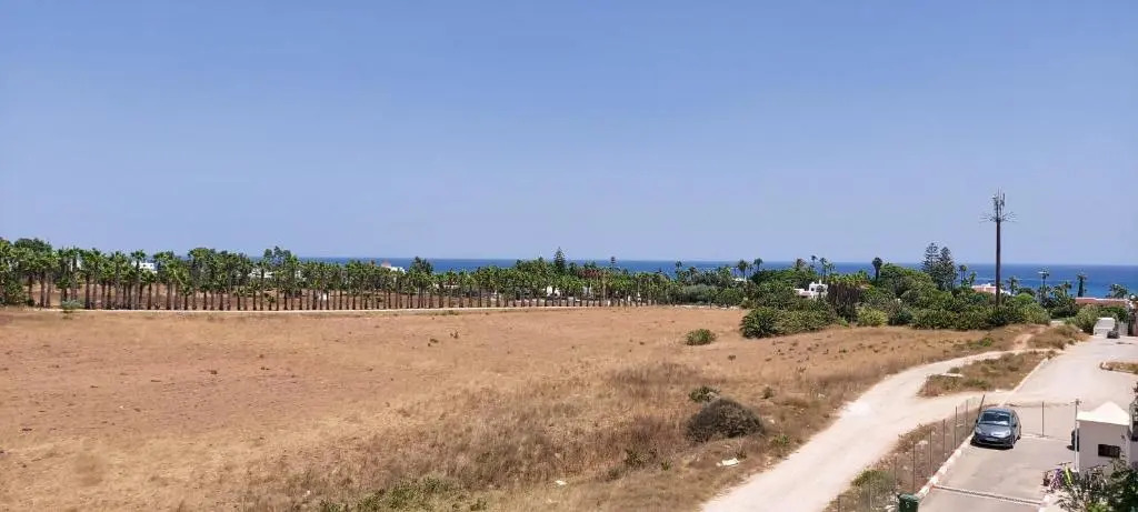 Colina smir appartement en résidence avec piscine Mdiq