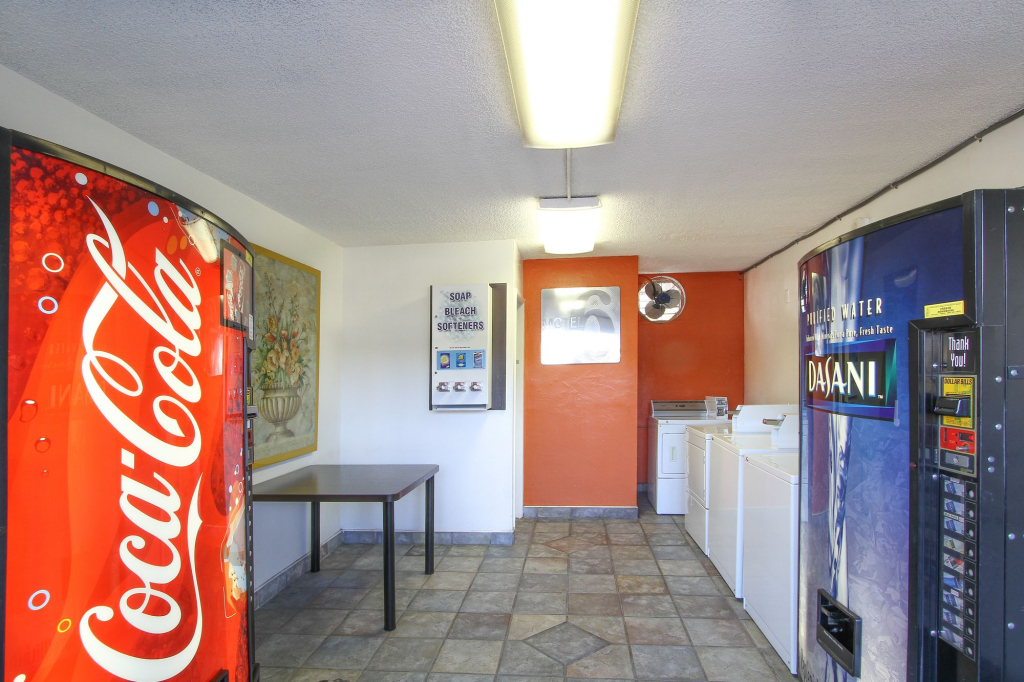 Motel 6 San Diego, CA Airport Harbor