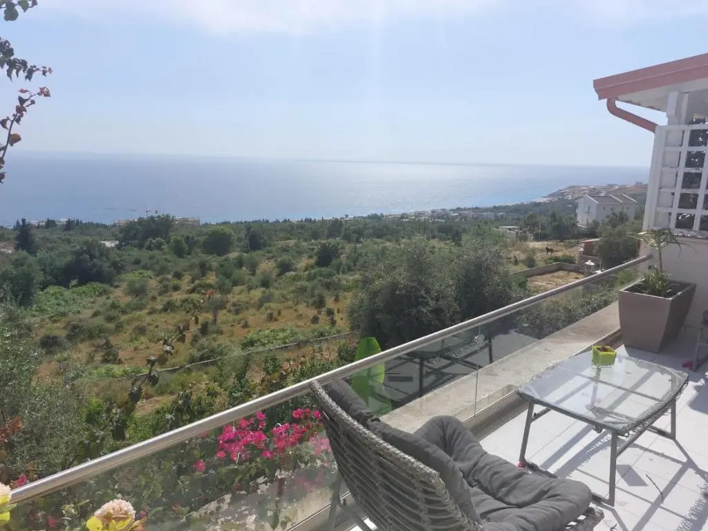 Olives Residence