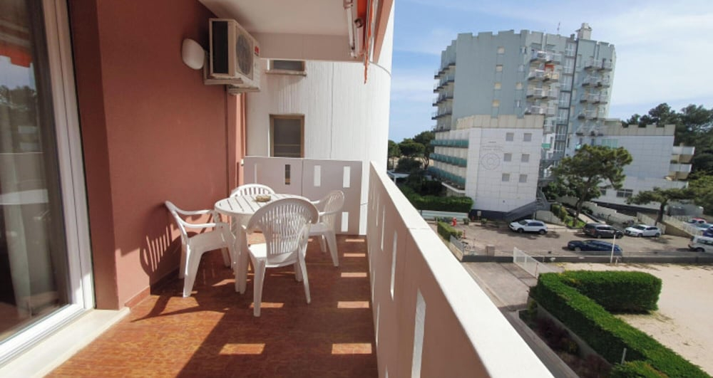Well-equipped Apartment on the Seafront of Lignano