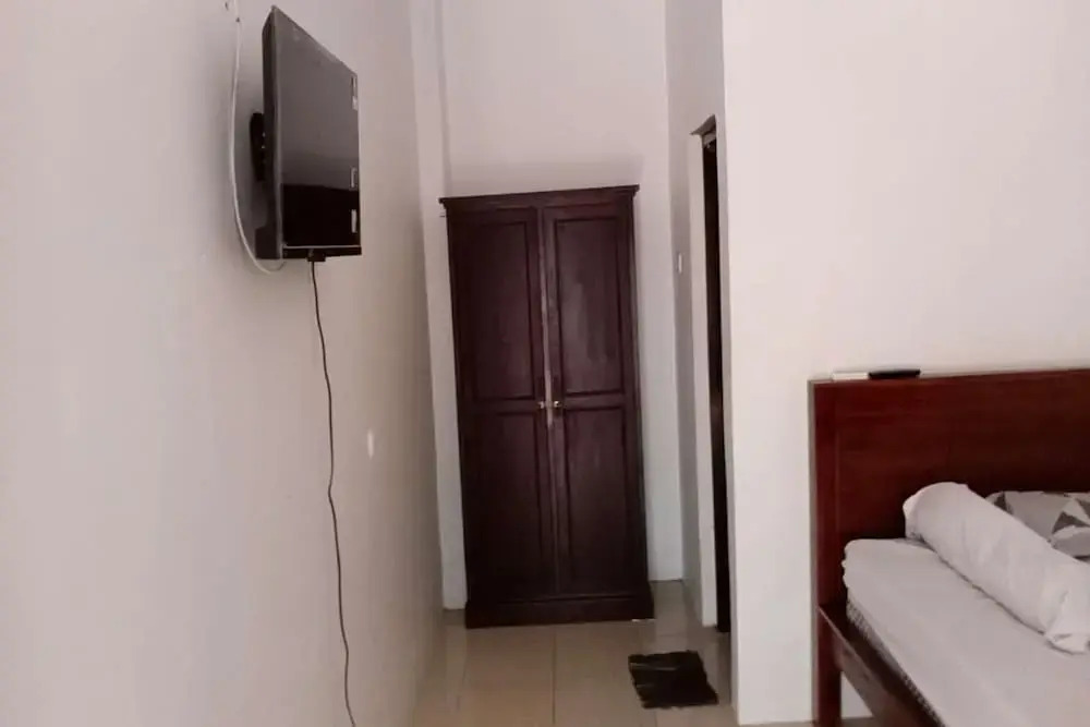OYO 95097 Griya Asri Guest House