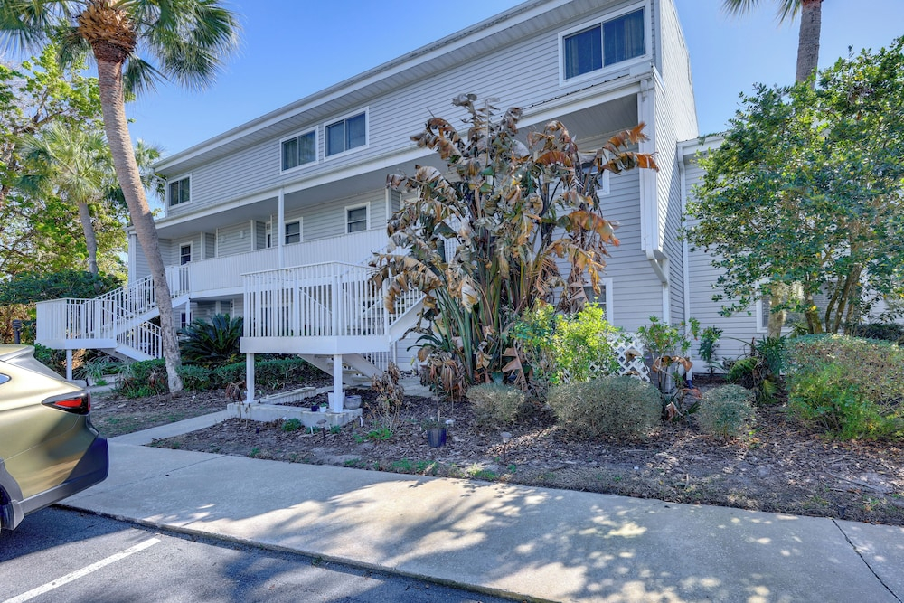 Boat, Fish & Swim: Condo on St Johns River!