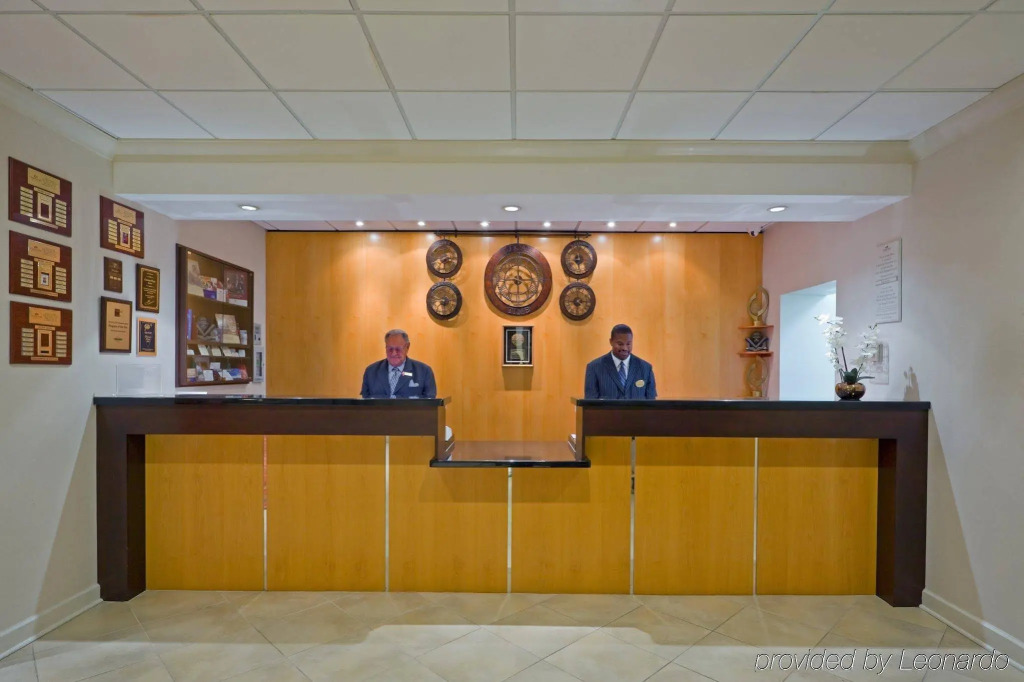 DoubleTree by Hilton Monroe Township Cranbury