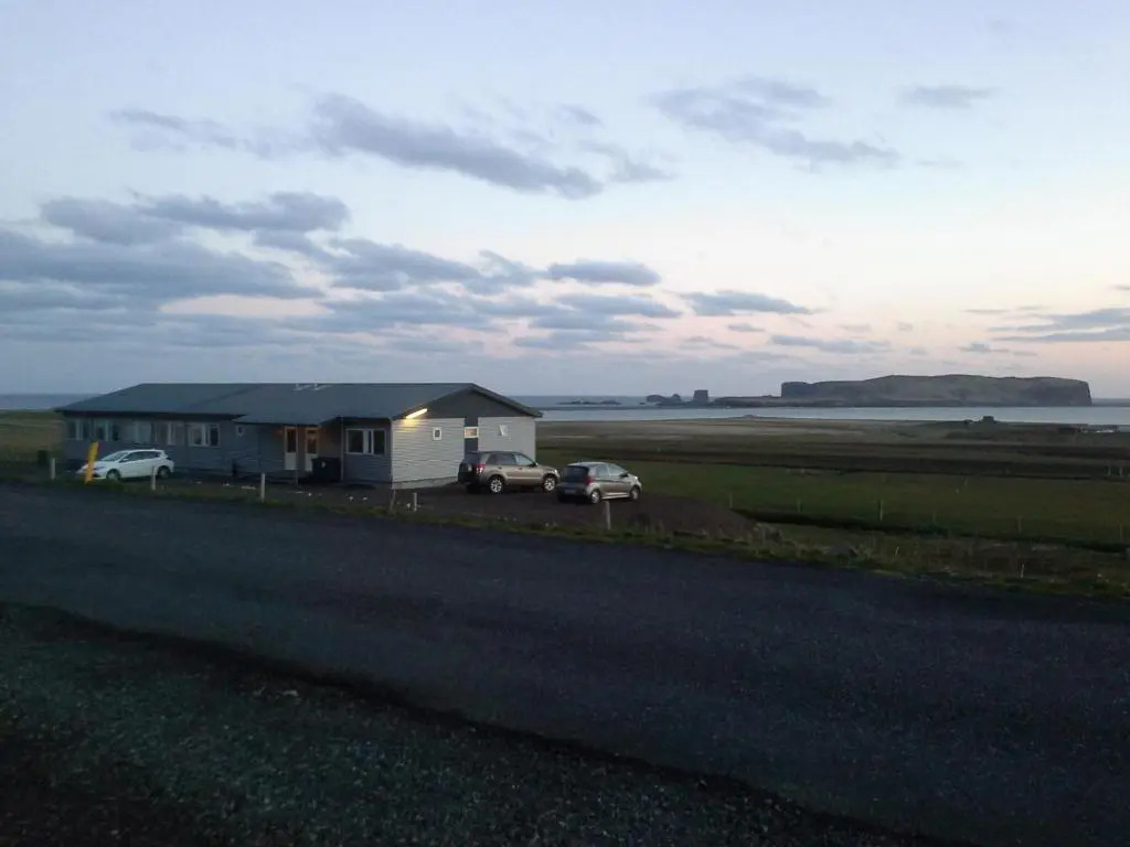 Guesthouse Reynir