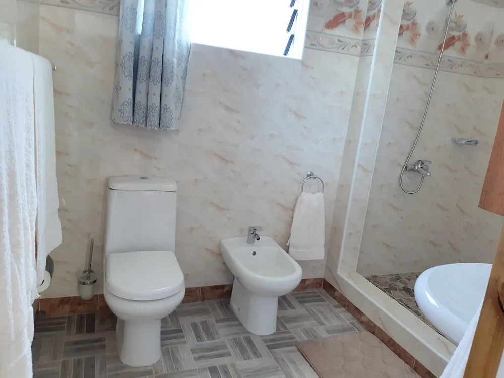 Apartment With one Bedroom in Baie Sainte Anne, With Wonderful sea Vie