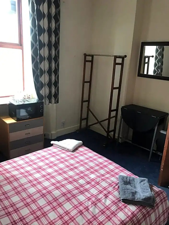 Coochie Room