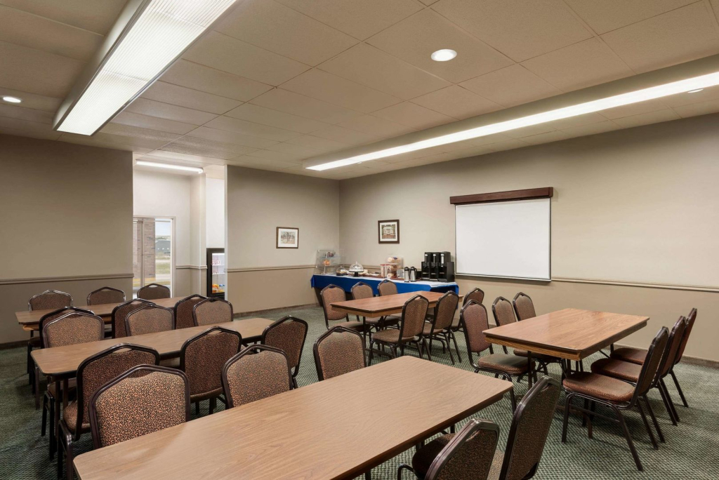 Travelodge by Wyndham Swift Current