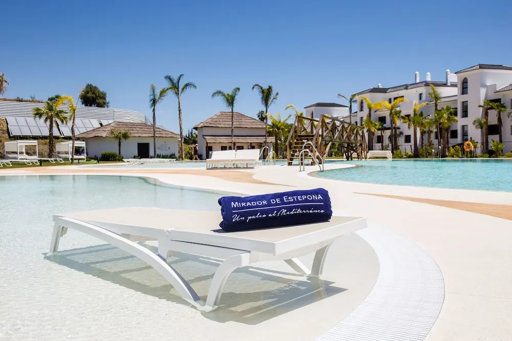 Estepona Holiday Hills