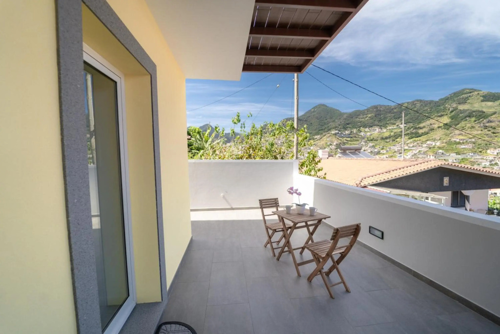 Fernandes House