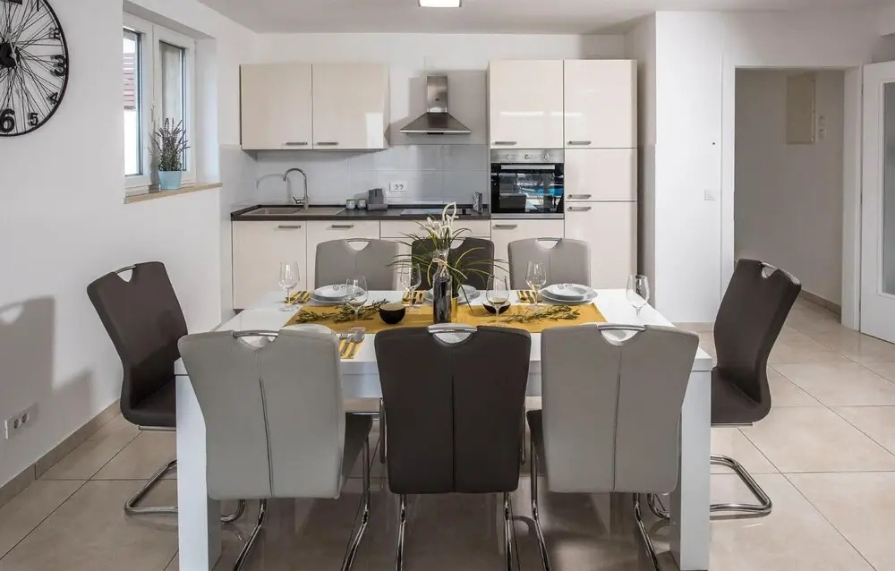 Awesome Home in Novalja With Wifi, 4 Bedrooms and Outdoor Swimming Pool