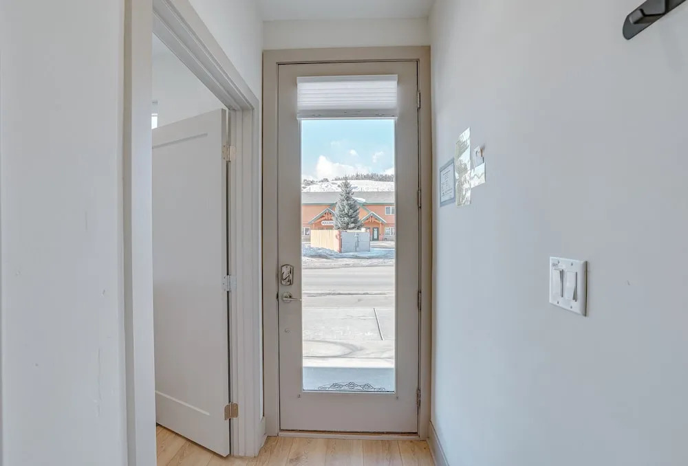 310d 4th Street 2 Bedroom Townhouse
