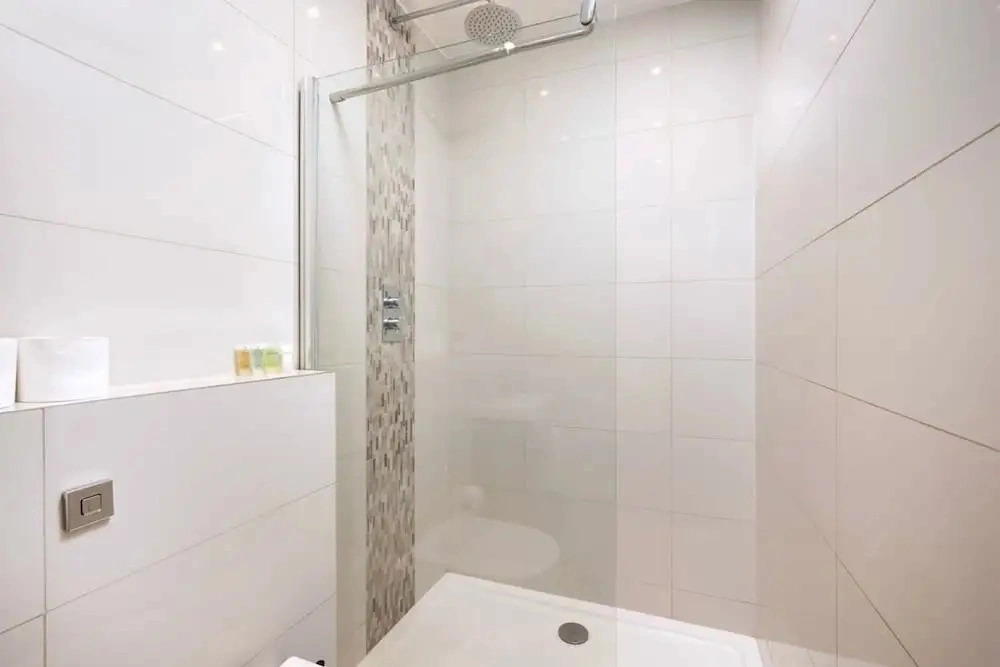 Chic 3-bedroom Apartment in Soho
