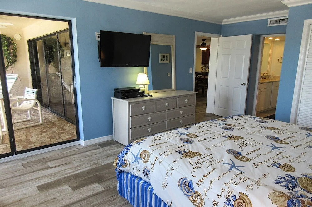 Eden 202 - 2 Br Condo
