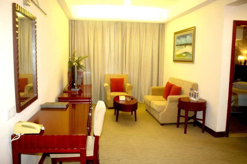 Silver Hotel