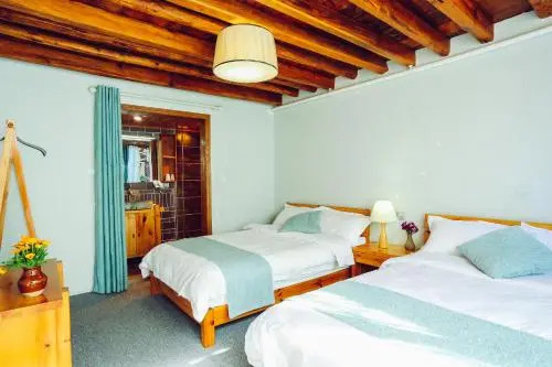 Log Cabin