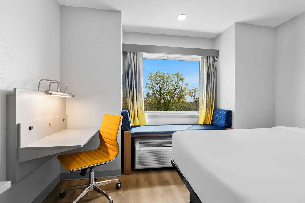 Microtel Inn & Suites by Wyndham Tulsa/Rt 66 Near Casino