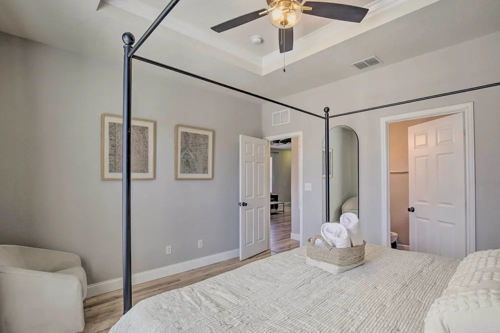 San Antonio Home w/ Patio + Grill Near Seaworld!